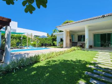 Casa Cond. Busca Vida 5 su�tes Alto Padr�o