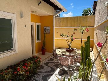 Casa Cond. 2 su�tes Ipitanga 